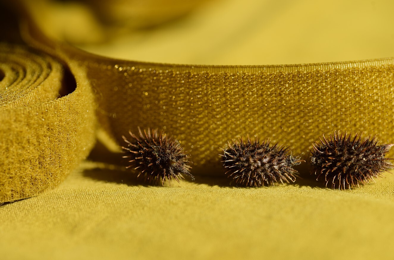 Öntapadó tépőzár