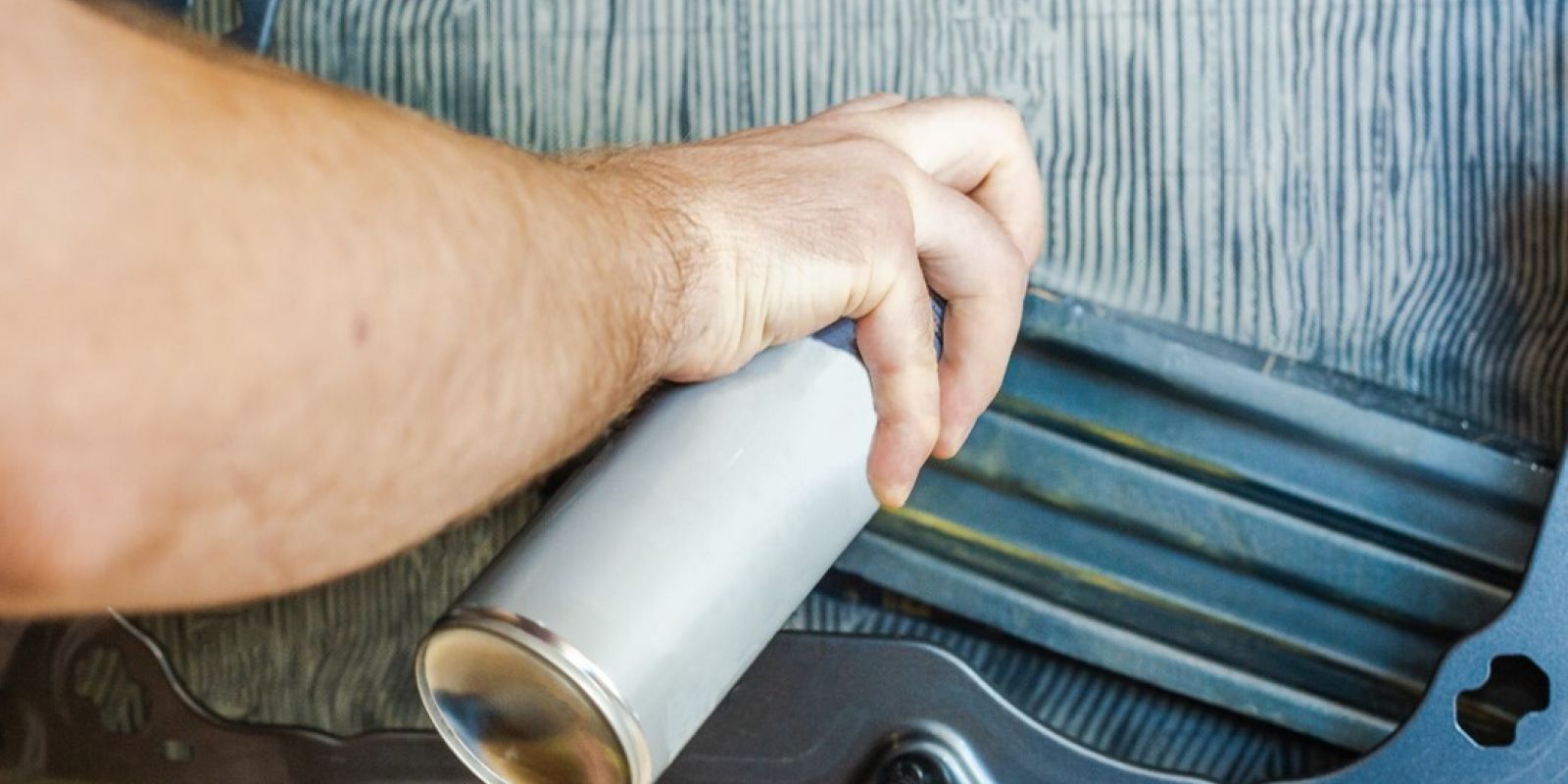 Az üregvédő használata: harc a rozsda ellen