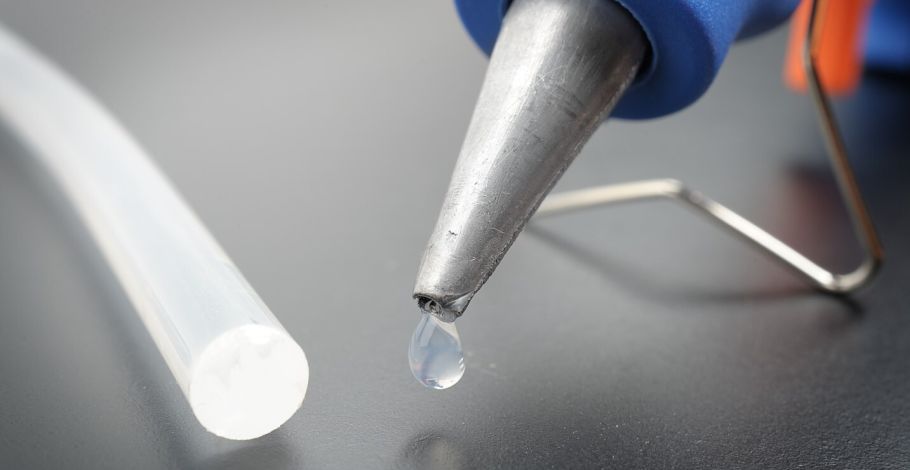 Ömledékragasztó: gyors és egyszerű megoldás, ha ragasztásról van szó