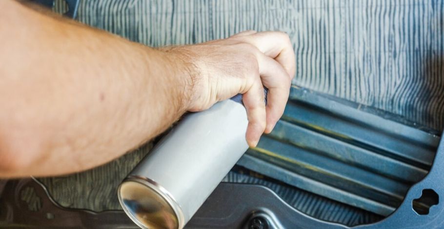 Az üregvédő használata: harc a rozsda ellen